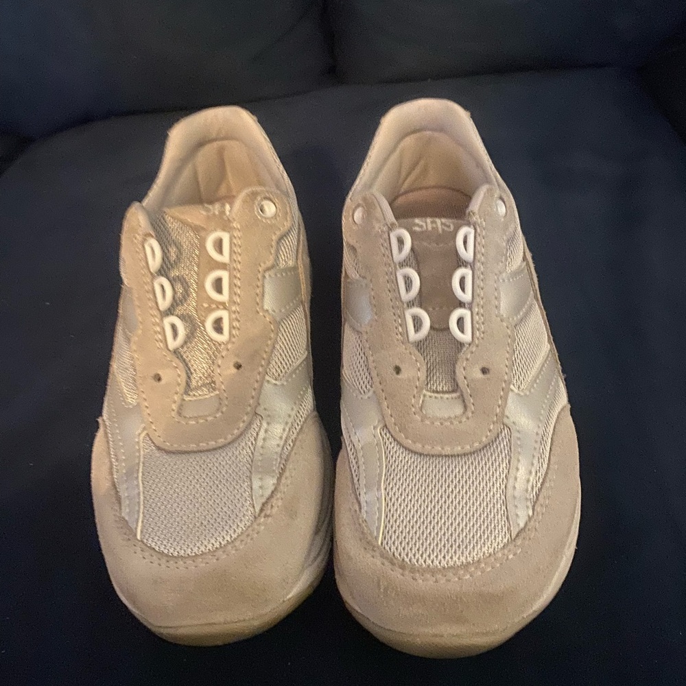 Womens SAS Athletic Sneakers size 8 wide